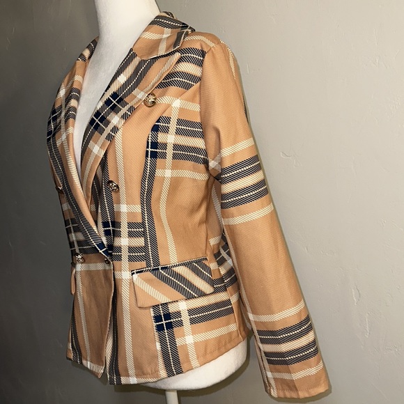 Peaches & Cream Jacket - Picture 2 of 7